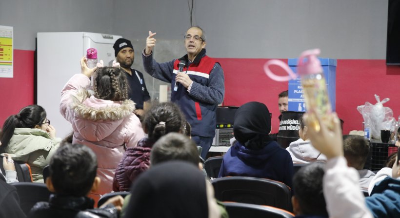 "KAĞIT ATIKLAR KİTAP OLSUN” PROJESİYLE ÇEVRE BİLİNCİ AŞILANIYOR