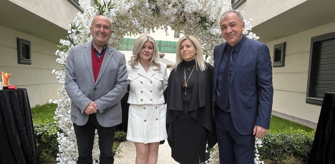 Uygur Ailesinin Genç Üyesi Başak Uygur Kliniğini açtı